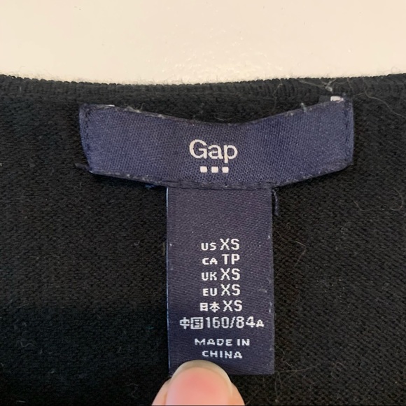 GAP | Cold Shoulder Long Sleeve - Picture 11 of 12